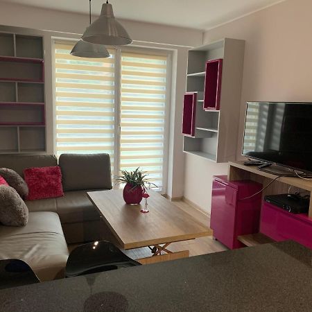 Apartament One Ogrodek I Parking กอร์ซุฟเวียลคอปอลสกี ภายนอก รูปภาพ