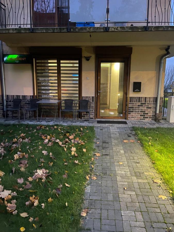 Apartament One Ogrodek I Parking กอร์ซุฟเวียลคอปอลสกี ภายนอก รูปภาพ